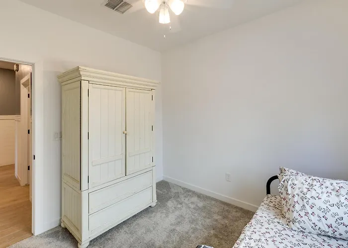 Holiday home Near Golf, Parks & Casino! Updated